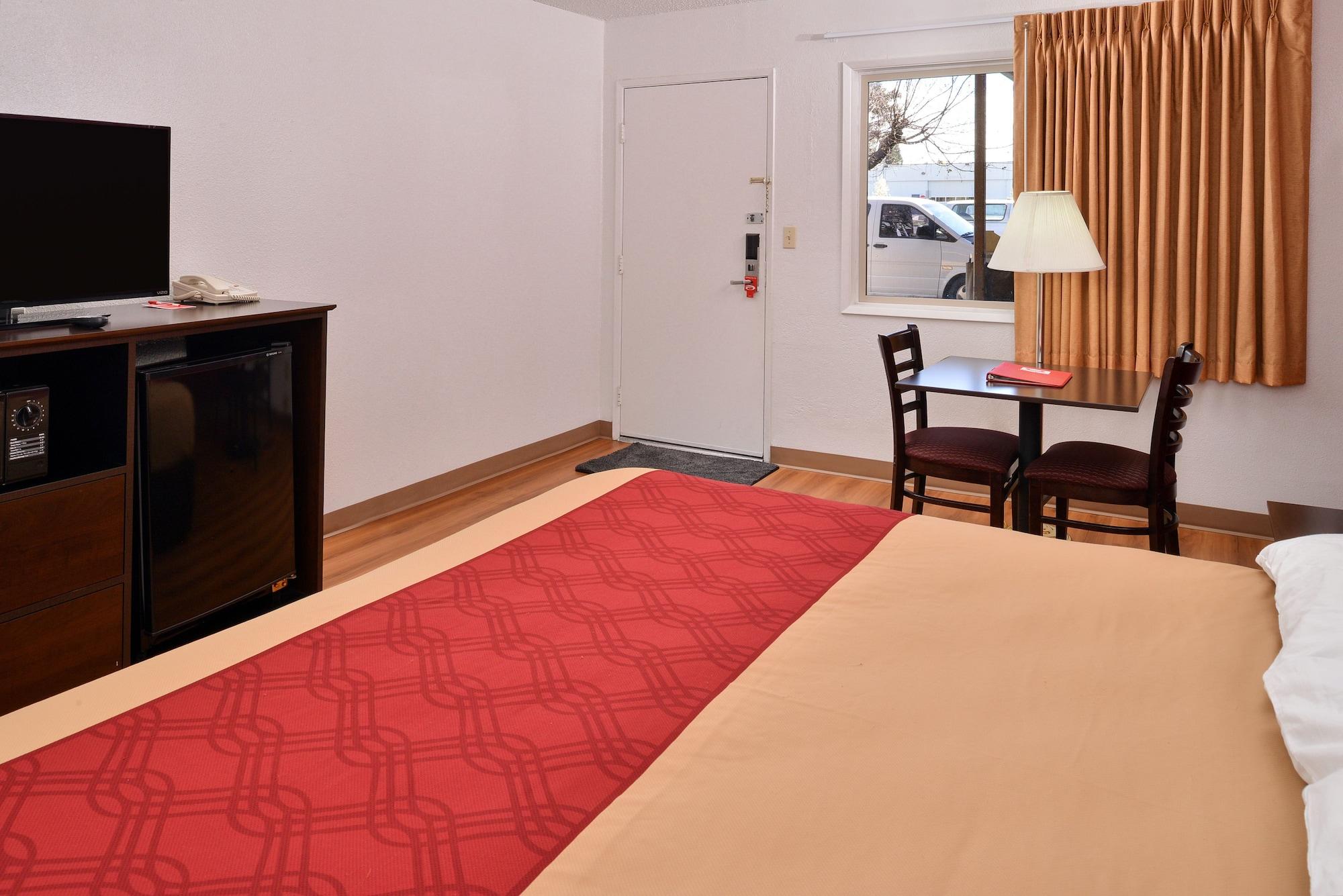 Bend Inn & Suites Екстериор снимка